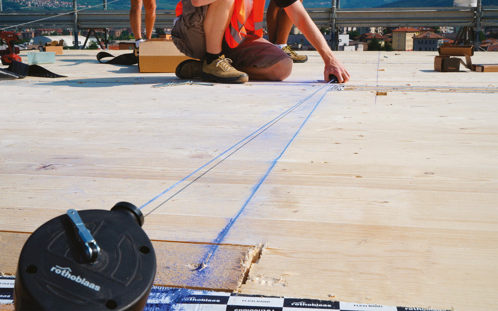 CHAMELEON marking tool on timber surface